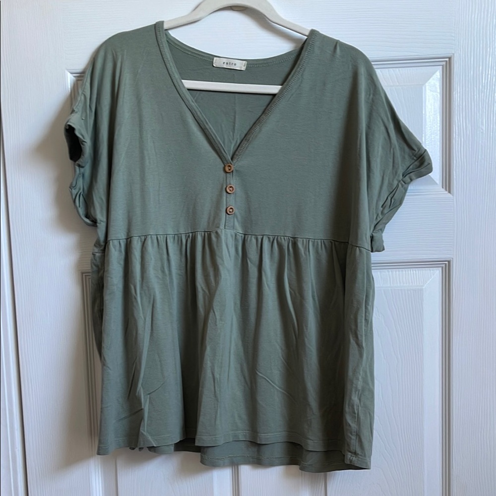 Green V-Neck Buttoned Women's Top